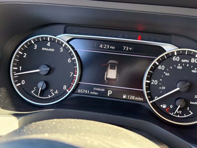 Used 2025 Nissan Pathfinder S FWD image 29