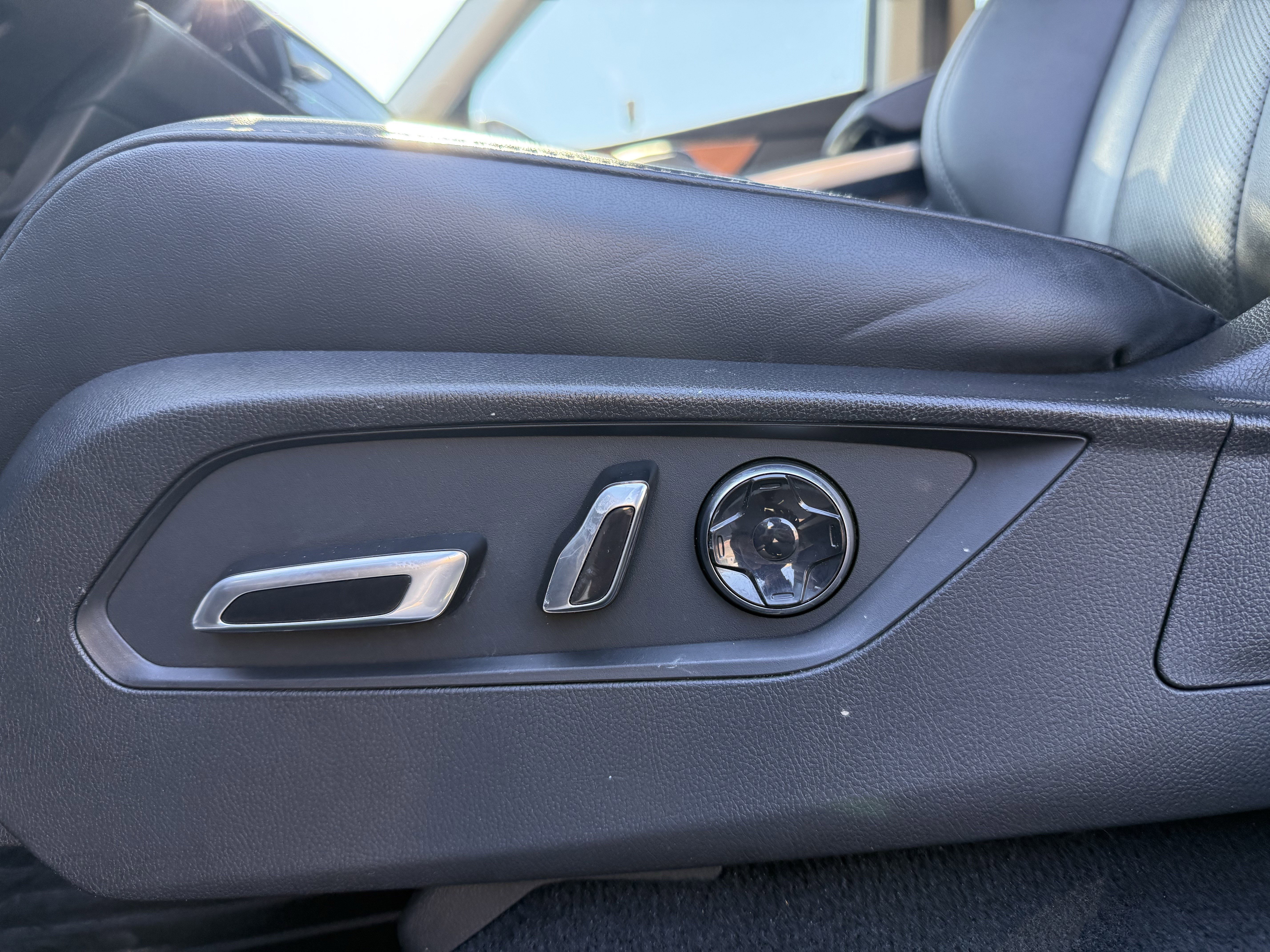 Used 2022 Acura MDX SH-AWD w/ Technology Package image 23