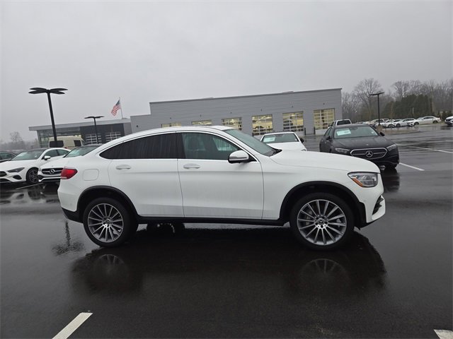 Used 2022 Mercedes-Benz GLC 300 4MATIC Coupe image 2