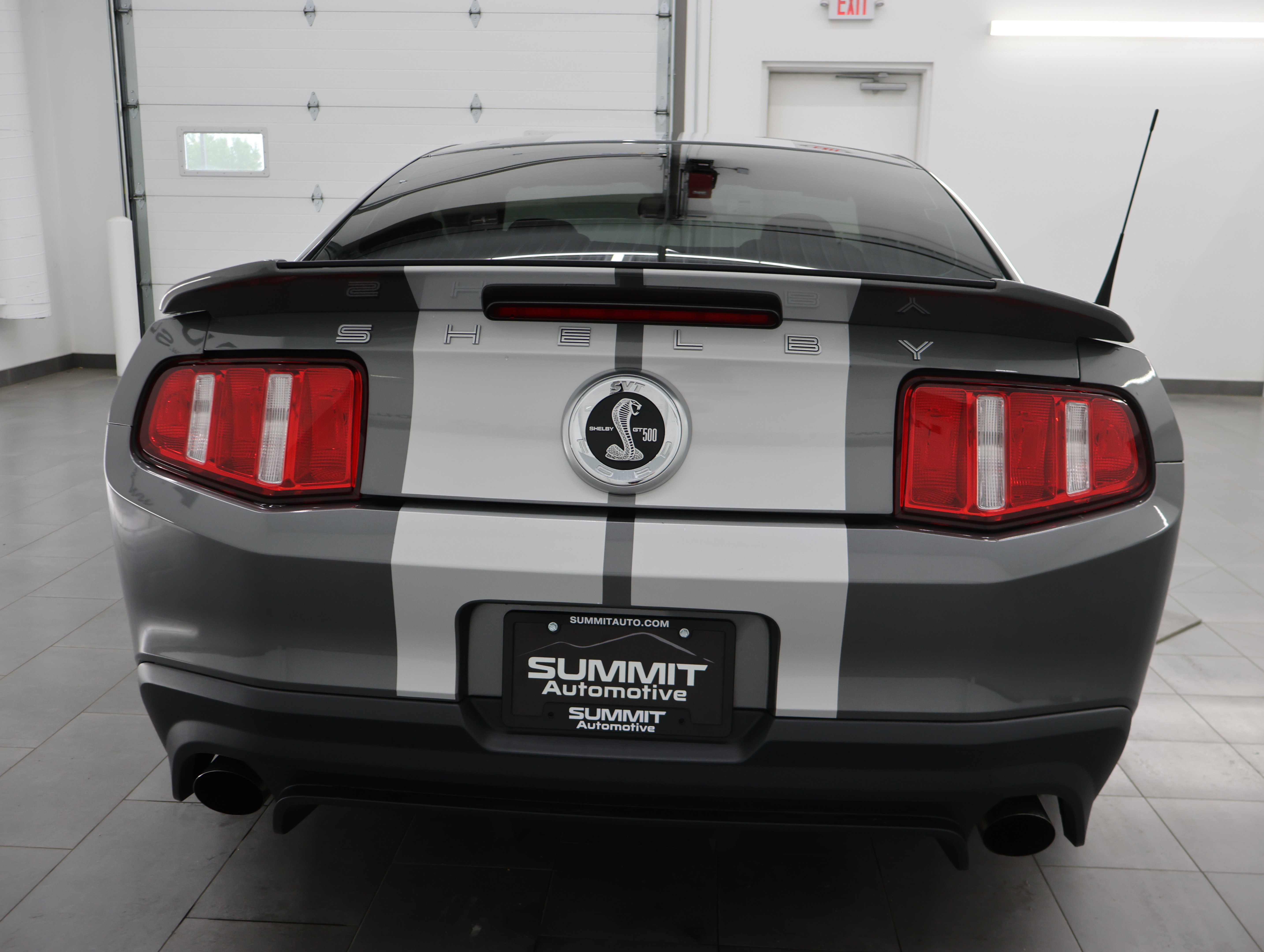 Used 2011 Ford Mustang Shelby GT500 RWD image 26