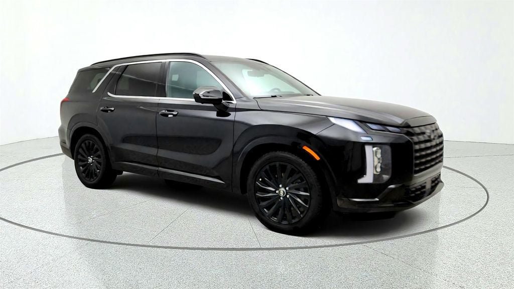 Used 2024 Hyundai Palisade Calligraphy AWD/4WD image 3