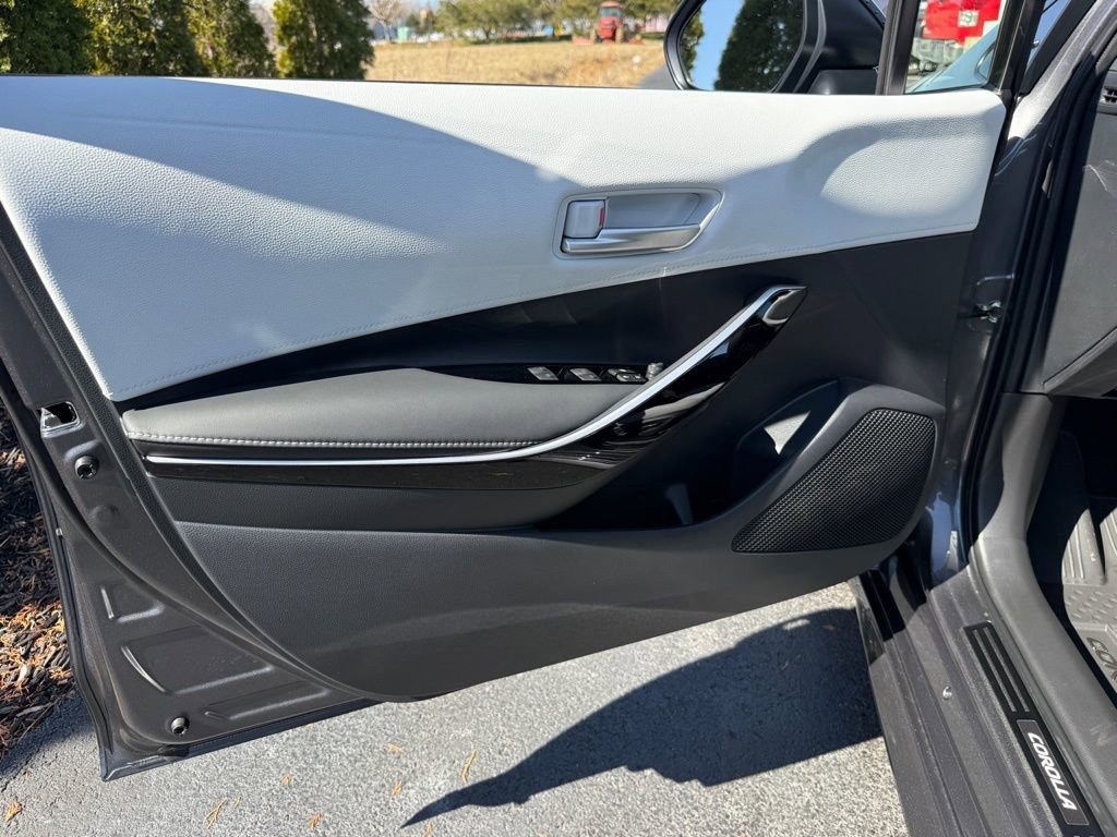 Certified 2026 Toyota Corolla XSE image 10