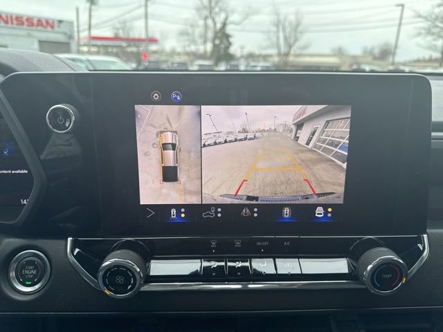 Used 2024 Chevrolet Colorado Trail Boss w/ Technology Package image 18