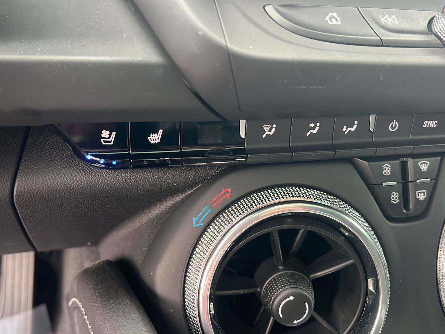 Used 2020 Chevrolet Camaro SS RWD image 23