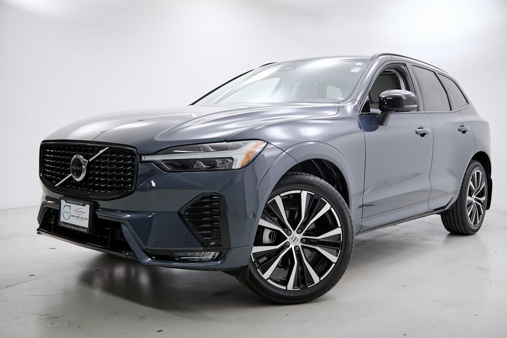 Certified 2025 Volvo XC60 B5 Plus w/ Protection Package Premier image 2