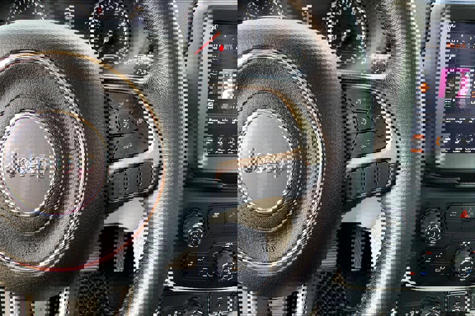 Used 2022 Jeep Renegade Limited image 25