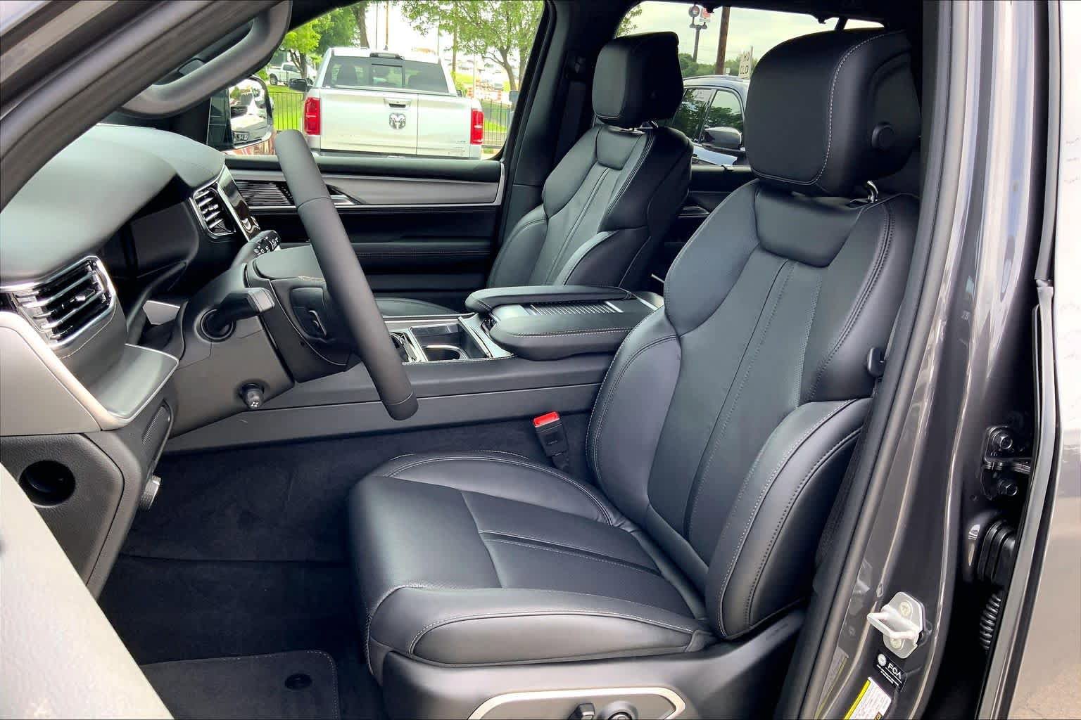 New 2026 Jeep Grand Wagoneer L Limited image 7