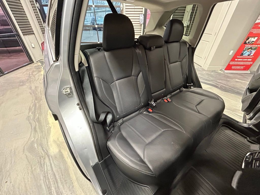 Used 2019 Subaru Forester Limited AWD/4WD image 6
