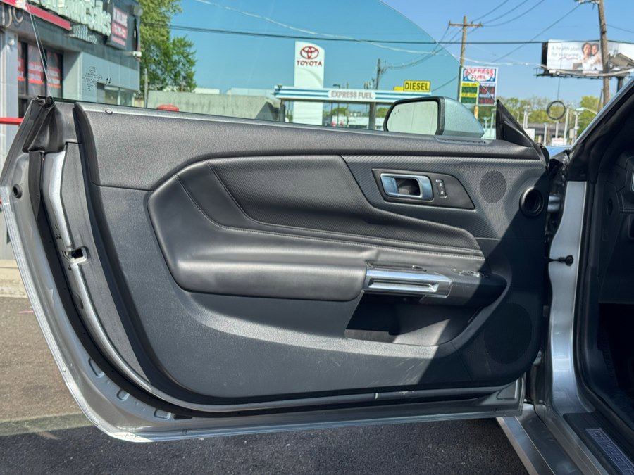 Used 2024 Ford Mustang Premium RWD image 21