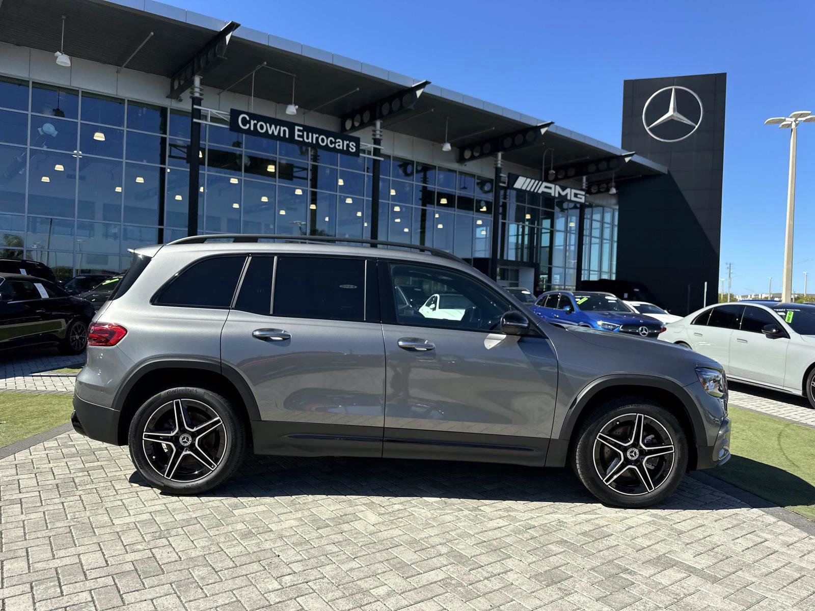 Certified 2025 Mercedes-Benz GLB 250 image 3