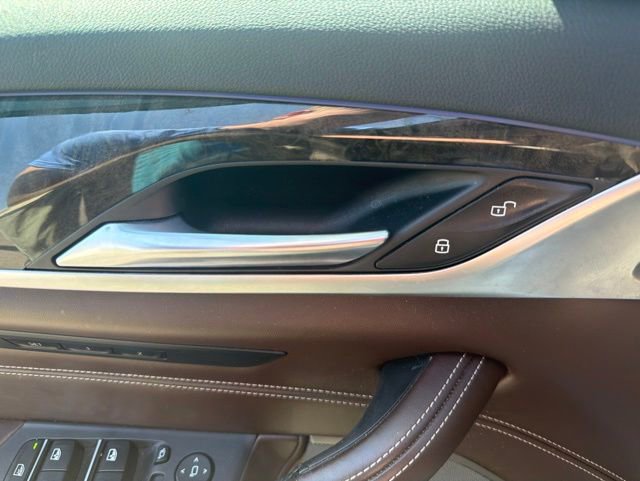 Used 2018 BMW 530e xDrive AWD/4WD image 25