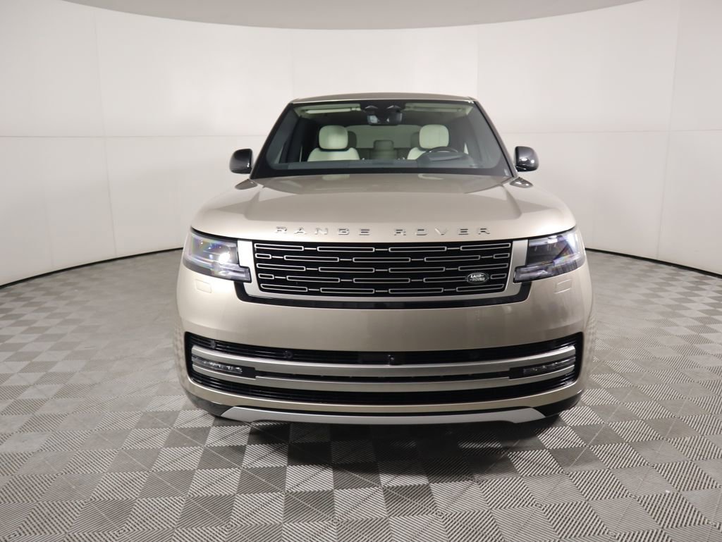 New 2026 Land Rover Range Rover SE image 2
