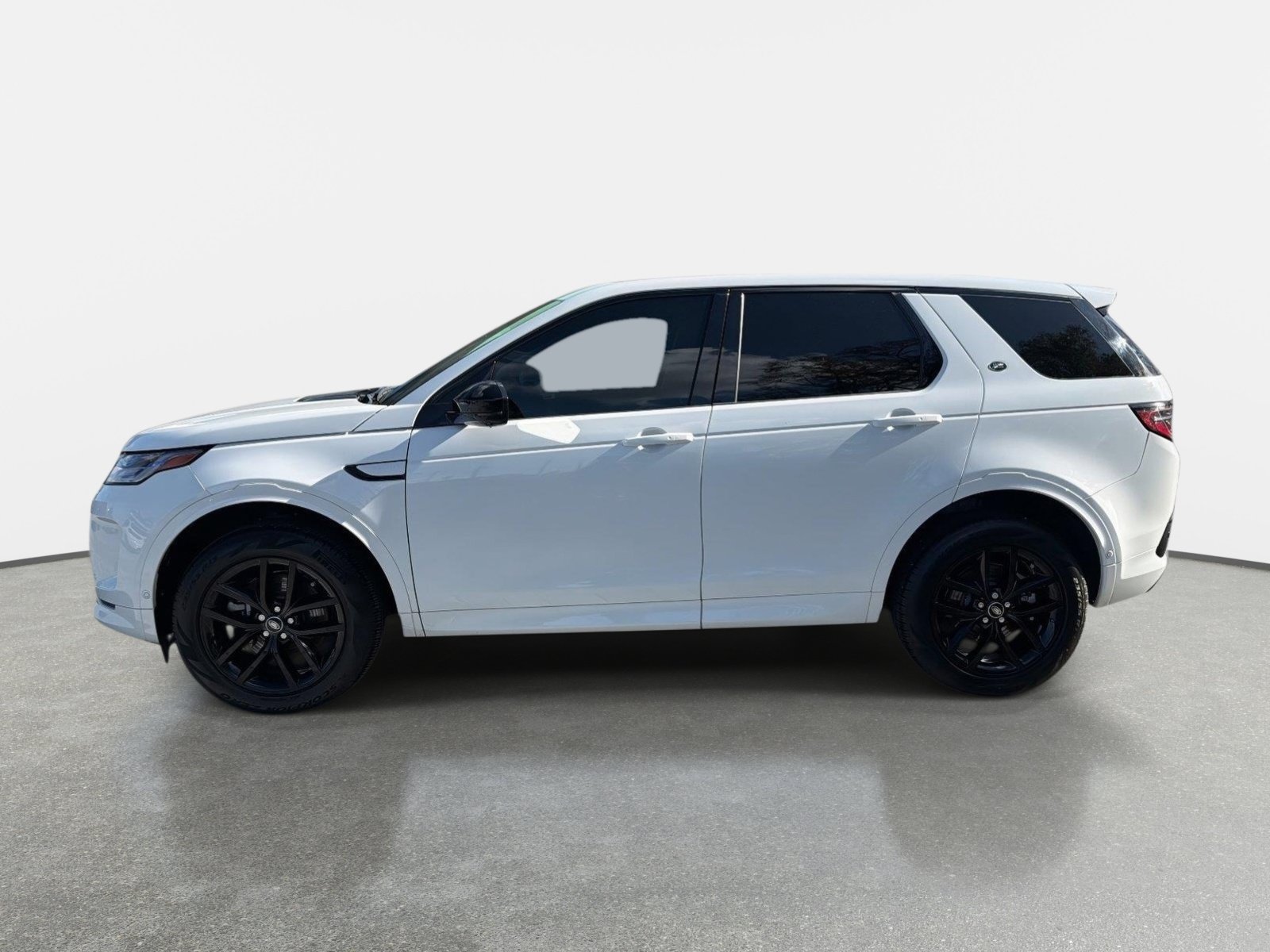 Used 2025 Land Rover Discovery Sport S AWD/4WD image 6