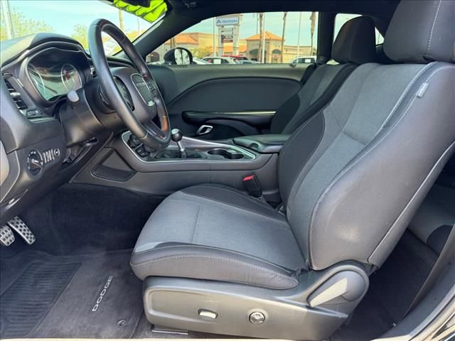 Used 2015 Dodge Challenger R/T w/ Quick Order Package 22B R/T RWD image 6