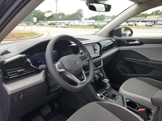 Certified 2024 Volkswagen Taos S FWD image 17