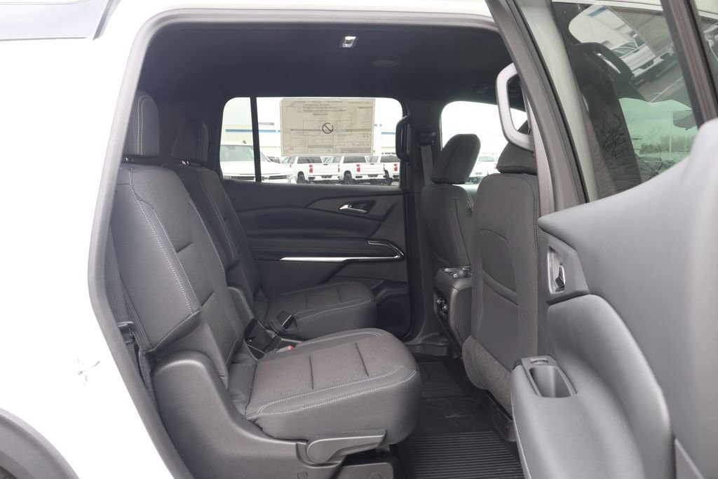 New 2026 Chevrolet Traverse LT w/ Driver Confidence Package FWD image 39