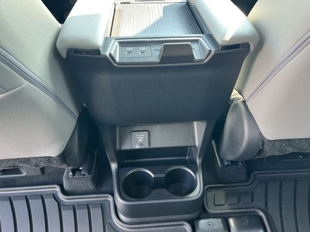 New 2026 Toyota Sienna XLE FWD image 27