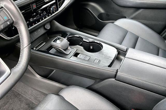 Certified 2023 Nissan Rogue SL w/ SL Premium Package FWD image 17