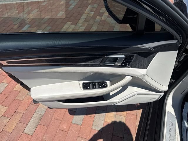 Used 2017 Porsche Panamera Turbo AWD/4WD image 13
