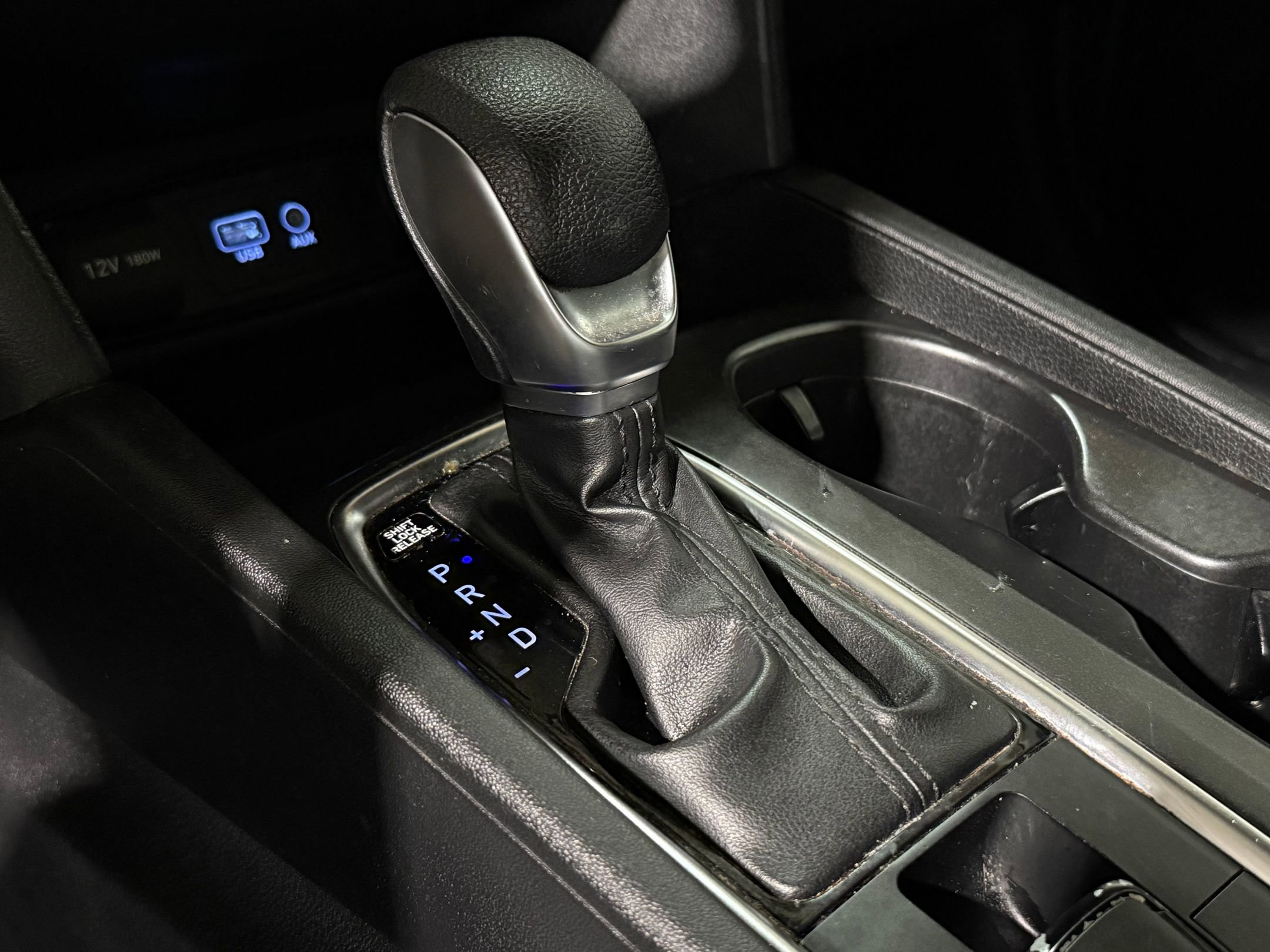 Used 2019 Hyundai Santa Fe SE image 27