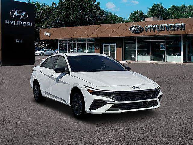 New 2026 Hyundai Elantra SEL FWD image 13
