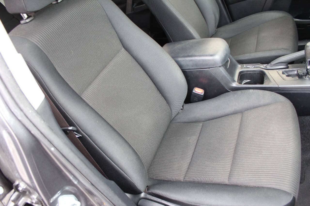 Used 2016 Toyota RAV4 LE image 17