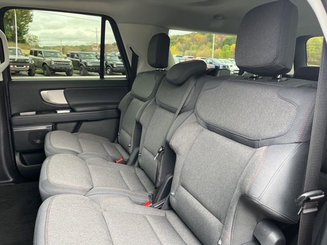 New 2025 Ford Expedition Max Active image 14