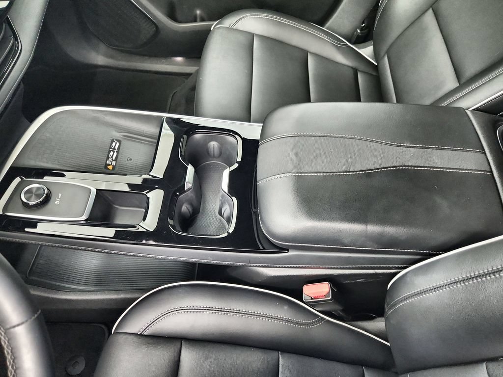 Used 2025 Buick Enclave Preferred FWD image 32