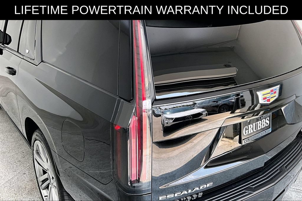 Used 2025 Cadillac Escalade ESV Sport Platinum AWD/4WD image 40