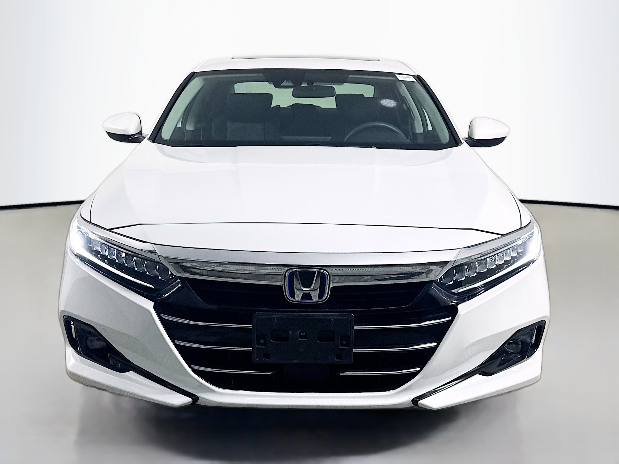 Used 2021 Honda Accord EX image 2
