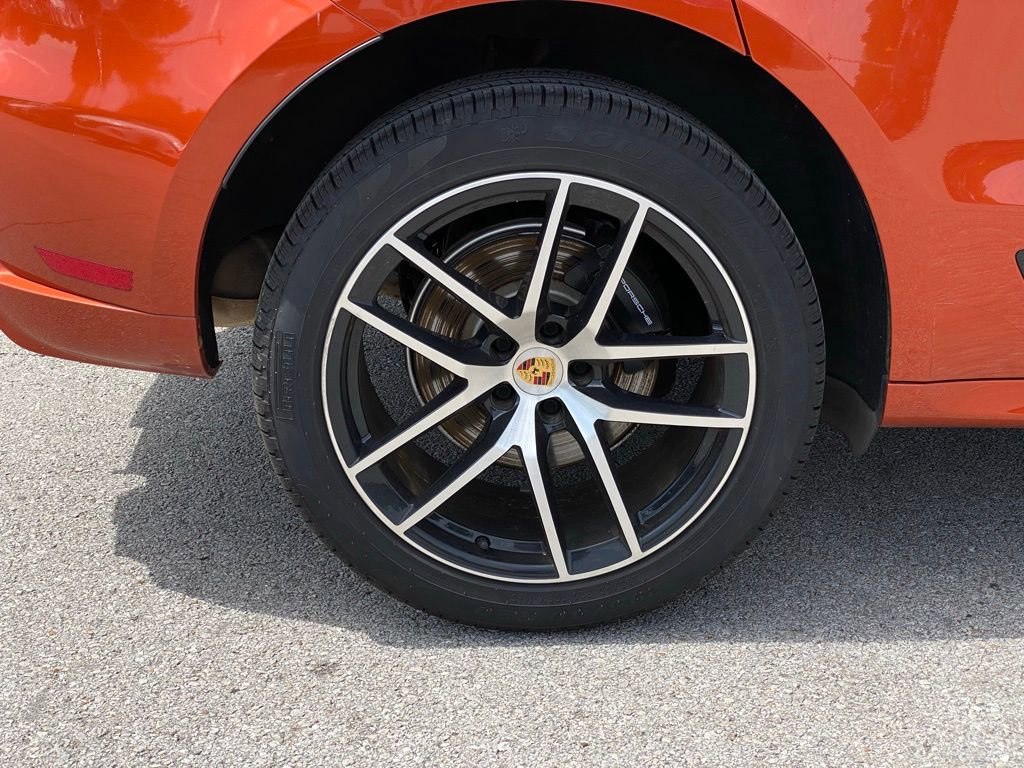 Used 2022 Porsche Macan AWD/4WD image 34