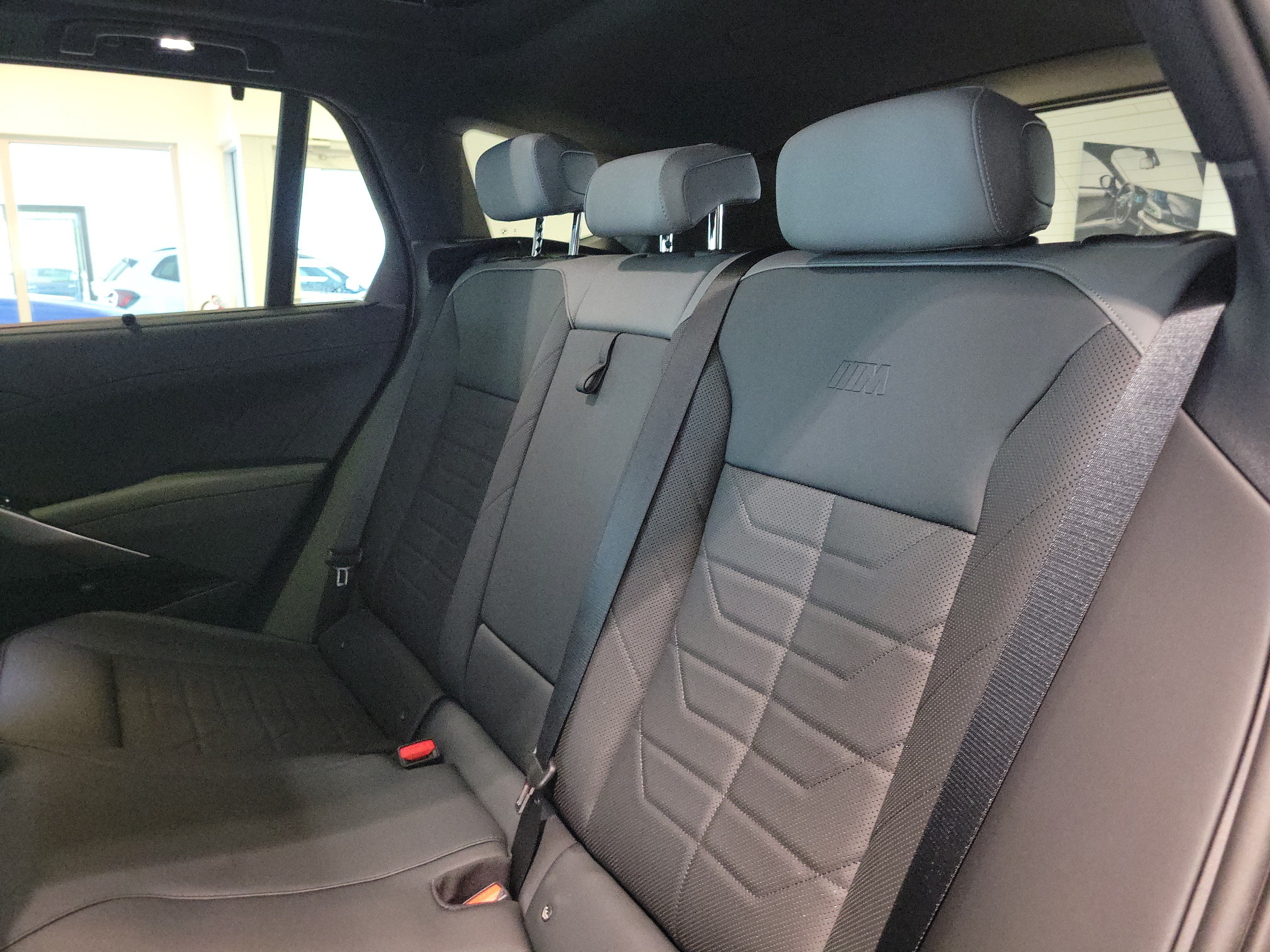 New 2027 BMW X5 xDrive40i w/ M Sport Professional Package AWD/4WD image 8