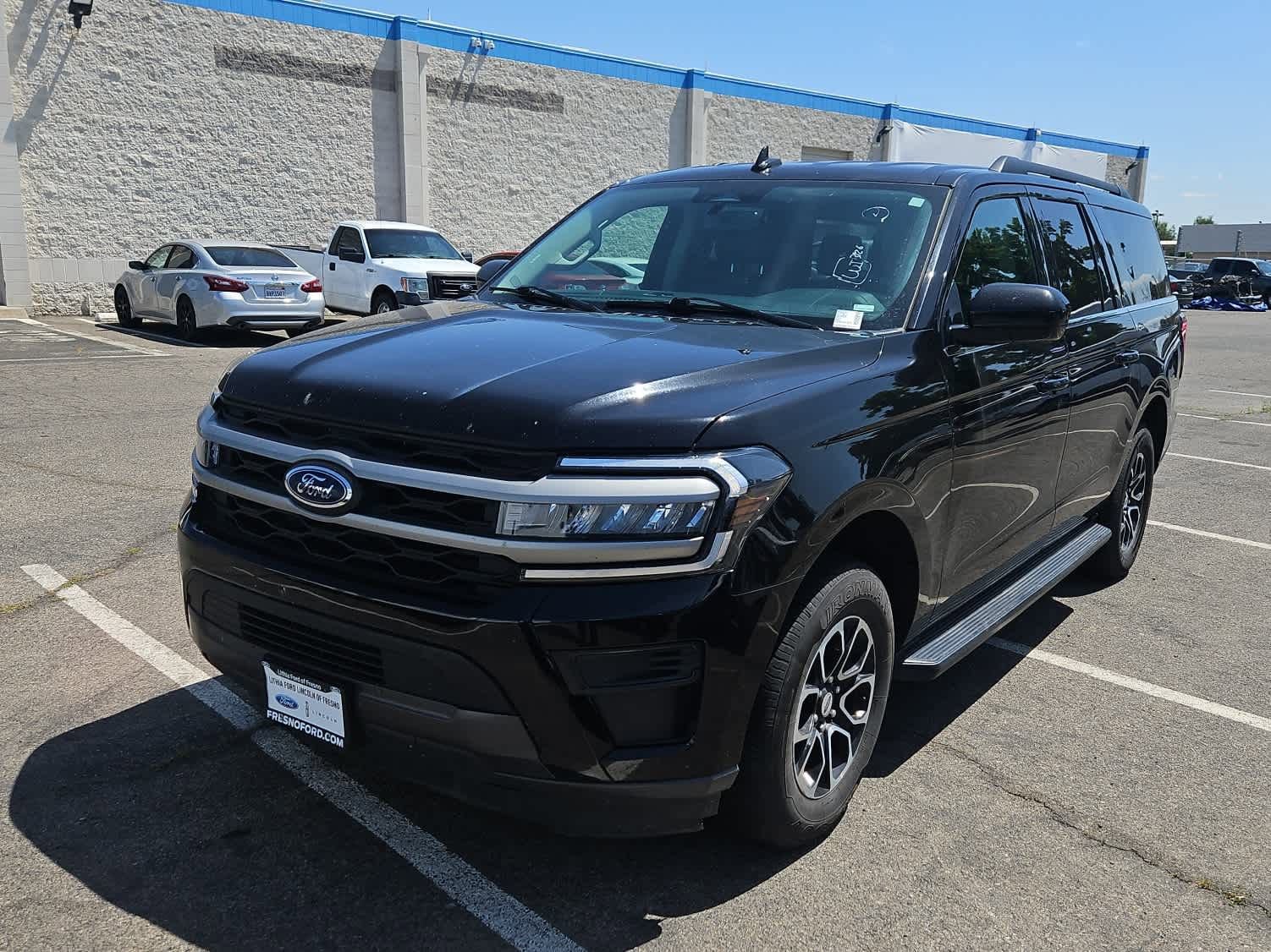 Used 2024 Ford Expedition Max XLT AWD/4WD image 1