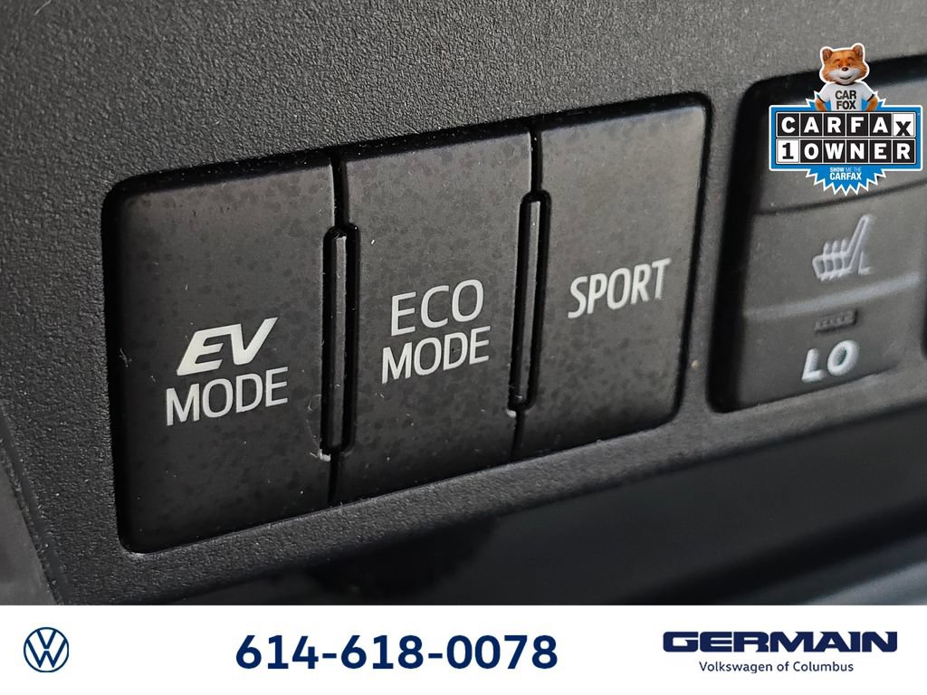 Used 2018 Toyota RAV4 Limited AWD/4WD image 36