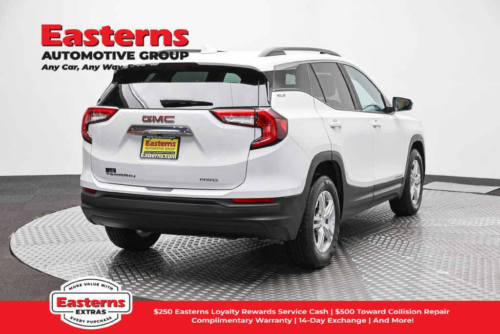Used 2023 GMC Terrain SLE w/ Driver Convenience Package AWD/4WD image 6
