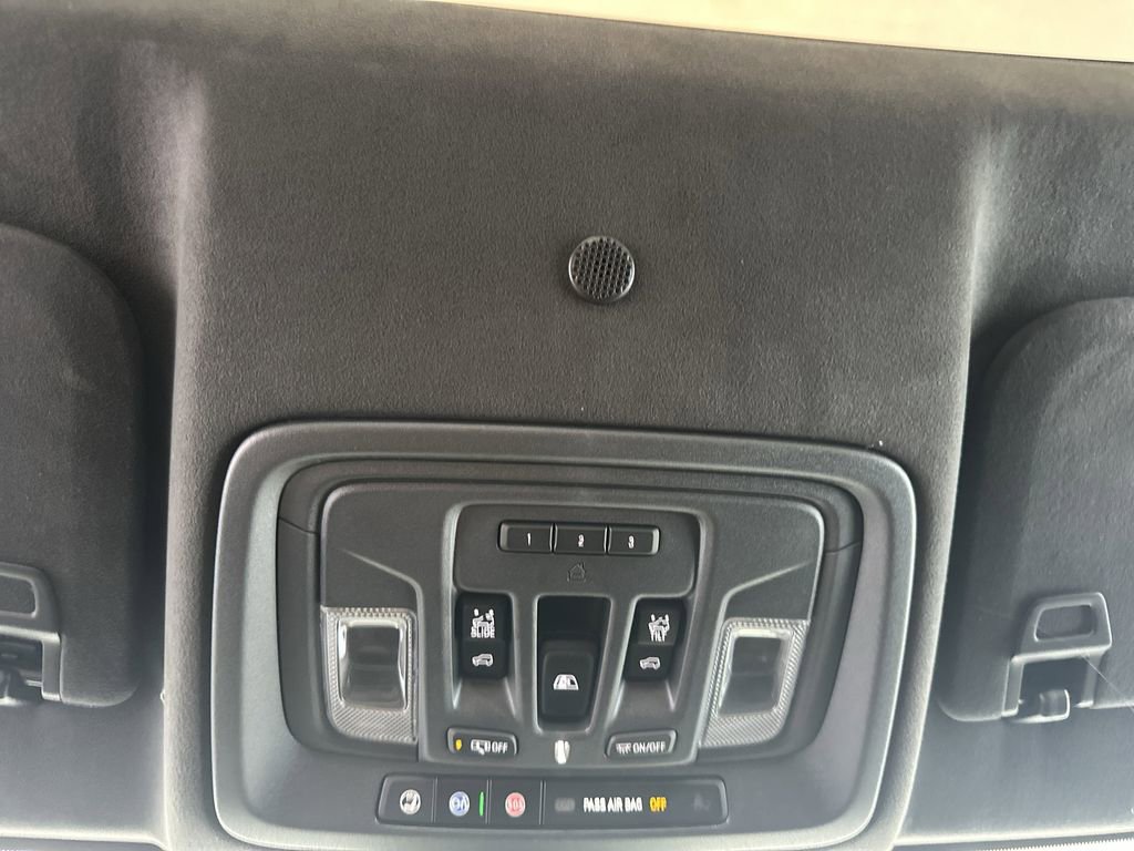 Certified 2025 GMC Sierra 1500 AT4X image 32