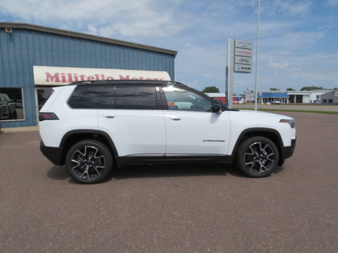 New 2026 Jeep Cherokee Overland AWD/4WD image 2