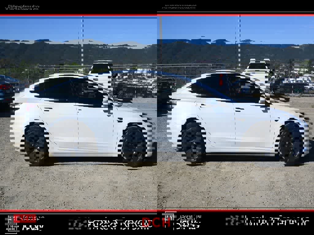 Used 2022 Tesla Model 3 Long Range image 5