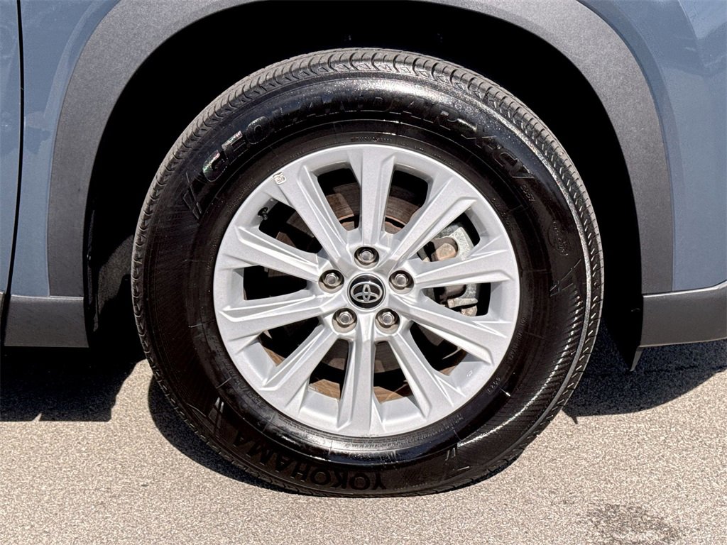 Used 2024 Toyota Grand Highlander XLE image 9