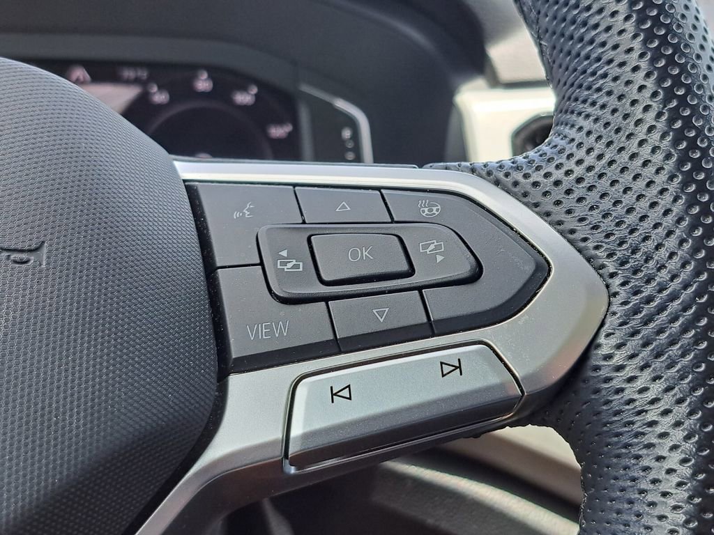 Used 2023 Volkswagen Atlas SEL Premium AWD/4WD image 13