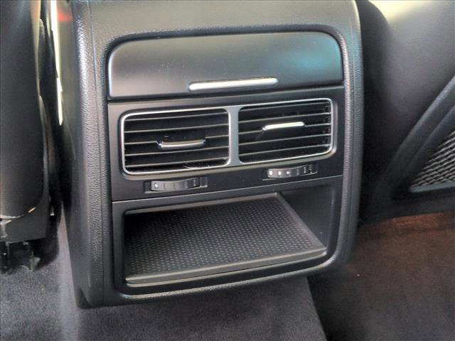 Used 2014 Volkswagen Touareg Lux image 18