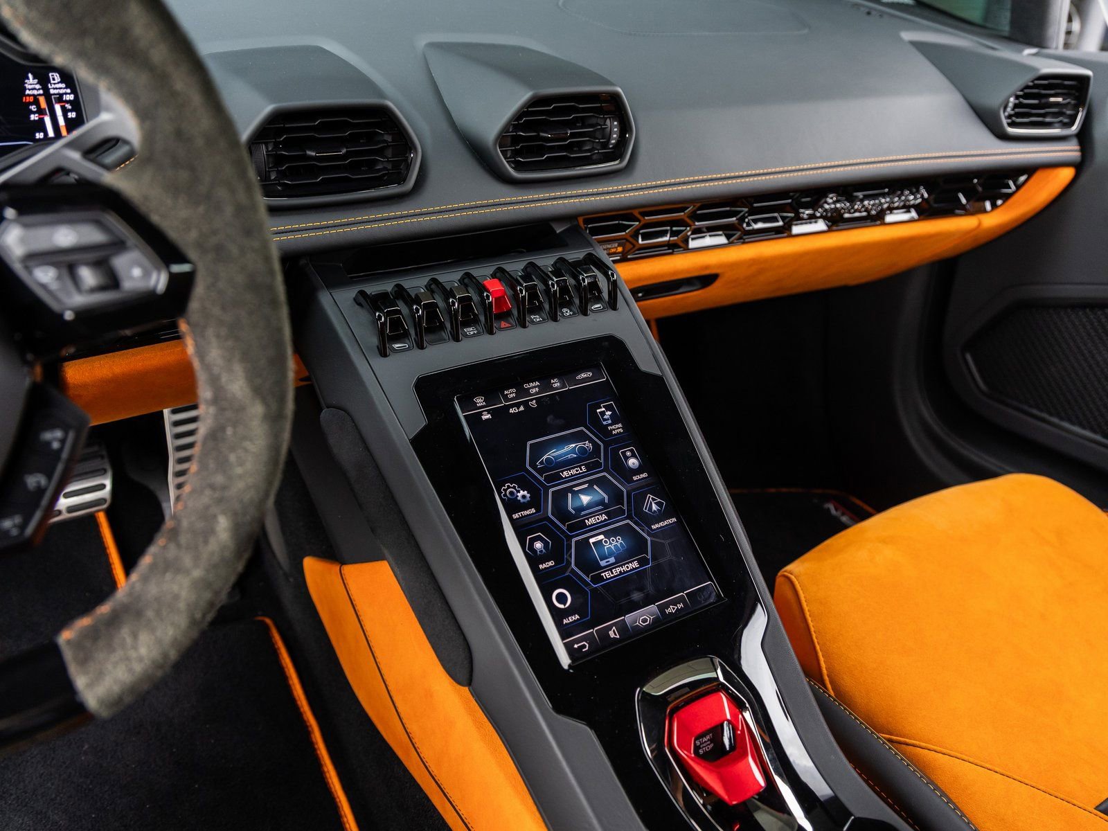 Used 2023 Lamborghini Huracan EVO image 38