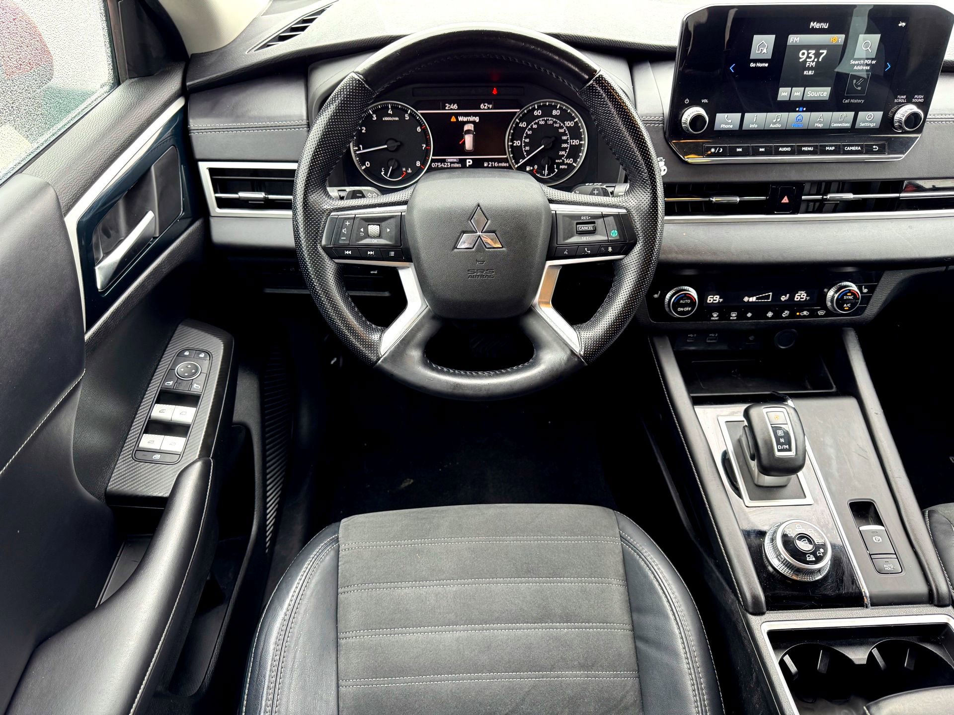 Used 2022 Mitsubishi Outlander SE image 20