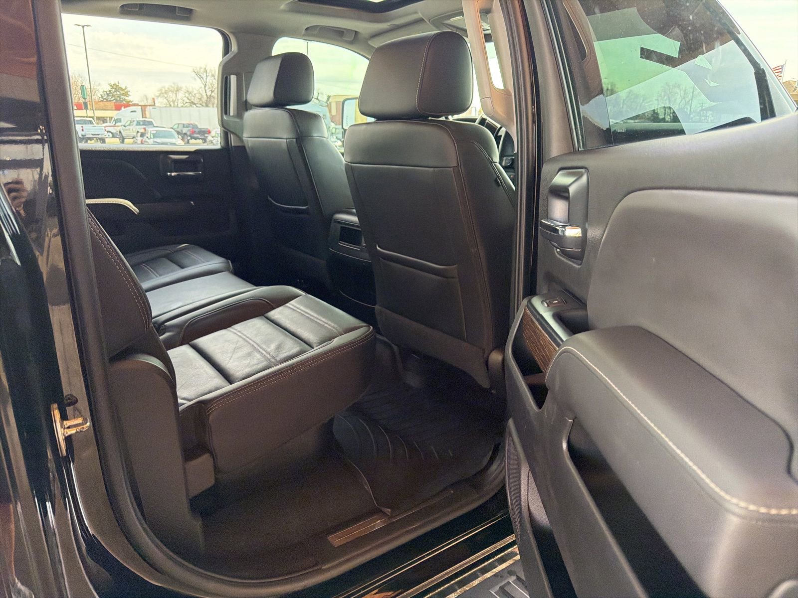 Used 2019 GMC Sierra 2500 Denali image 6