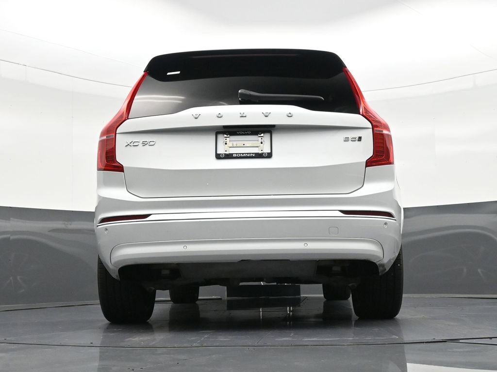 Certified 2024 Volvo XC90 B5 Plus image 31