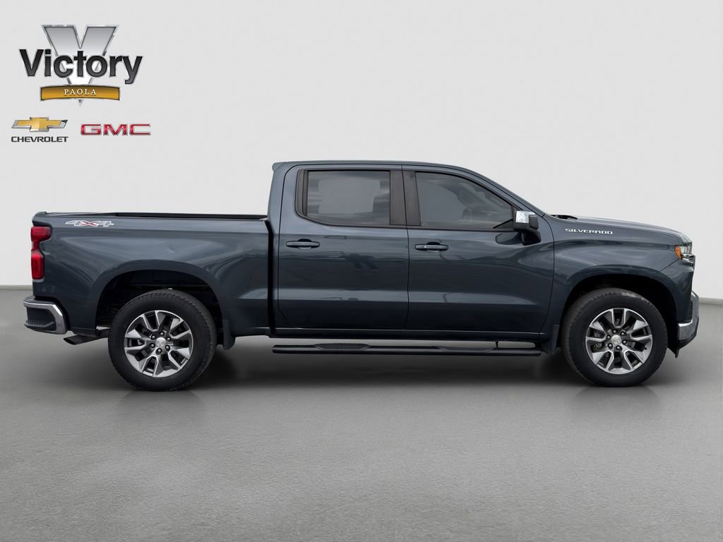 Used 2022 Chevrolet Silverado 1500 LT AWD/4WD image 7