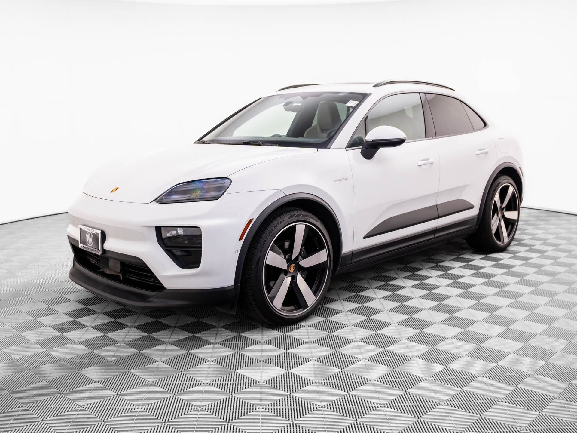 Certified 2024 Porsche Macan 4 Electric image 1
