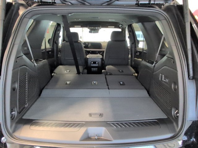 New 2027 Chevrolet Tahoe LT w/ Comfort Package AWD/4WD image 35