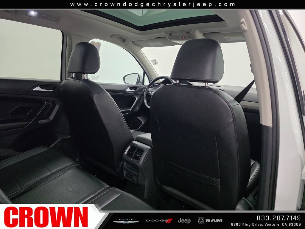 Used 2020 Volkswagen Tiguan SE FWD image 15