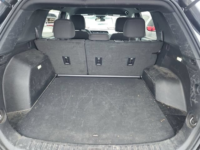 Used 2025 GMC Terrain Elevation AWD/4WD image 17
